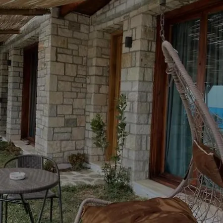 Palermiti Luxury Lodge