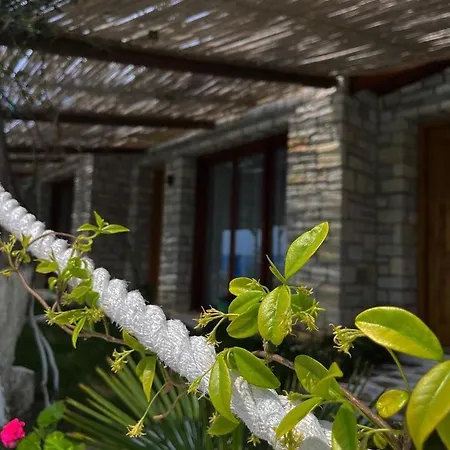Palermiti Luxury * Himare