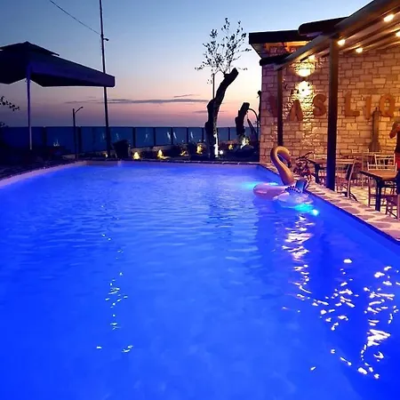 Palermiti Luxury * Himare
